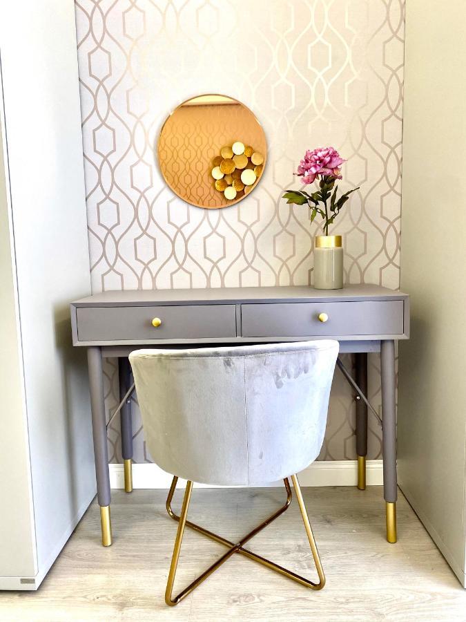 因佩里亚Abcdecor Italia公寓 外观 照片